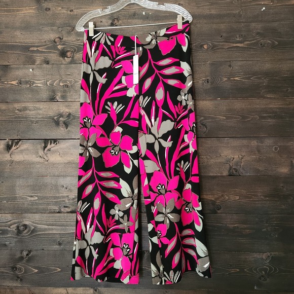 Chico's Travelers Pants Women's 1 M 8 Cropped Hibiscus Berry Knit Wide Leg NWT - Picture 12 of 12